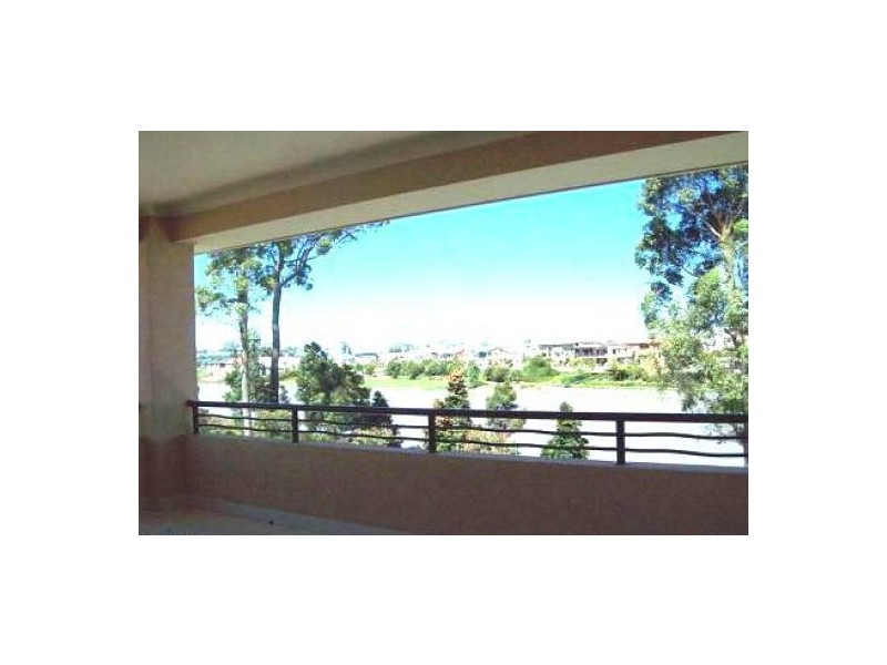 2/27 Bayswater Avenue, Varsity Lakes QLD 4227