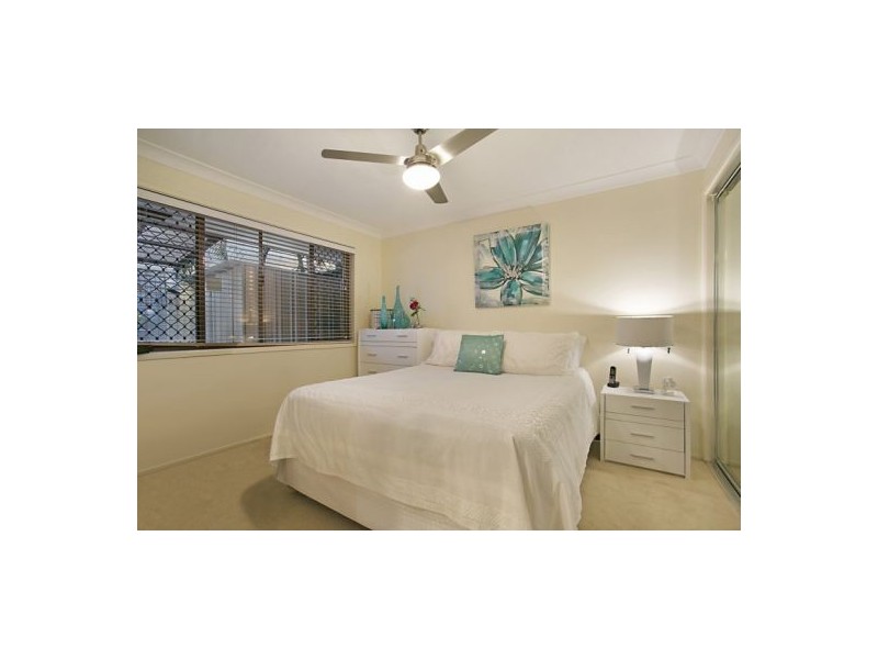 2/28 Wagtail Crt, Burleigh Waters QLD 4220