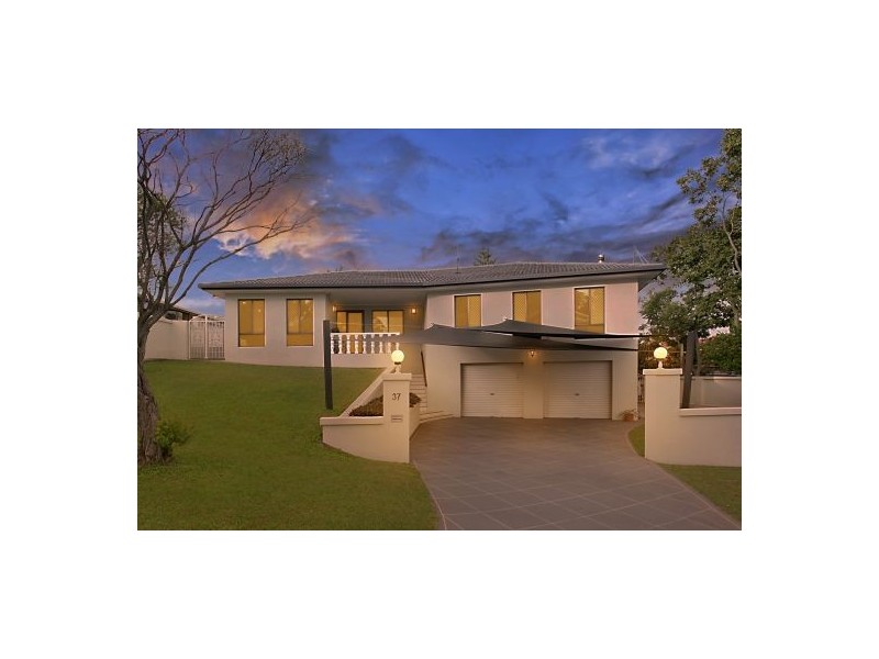 37 Sweetgum Street, Ashmore QLD 4214