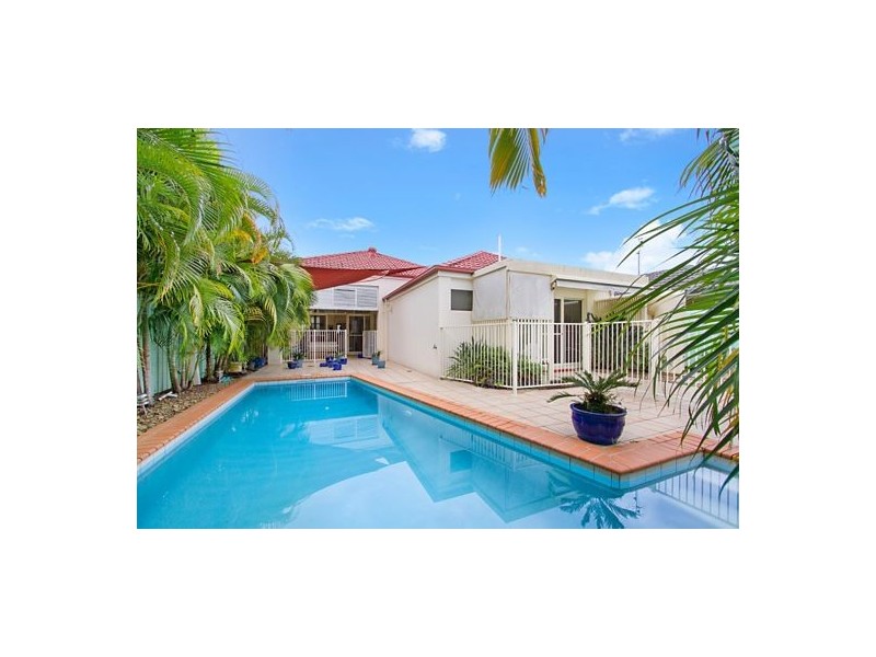 33 North Shore Avenue, Varsity Lakes QLD 4227