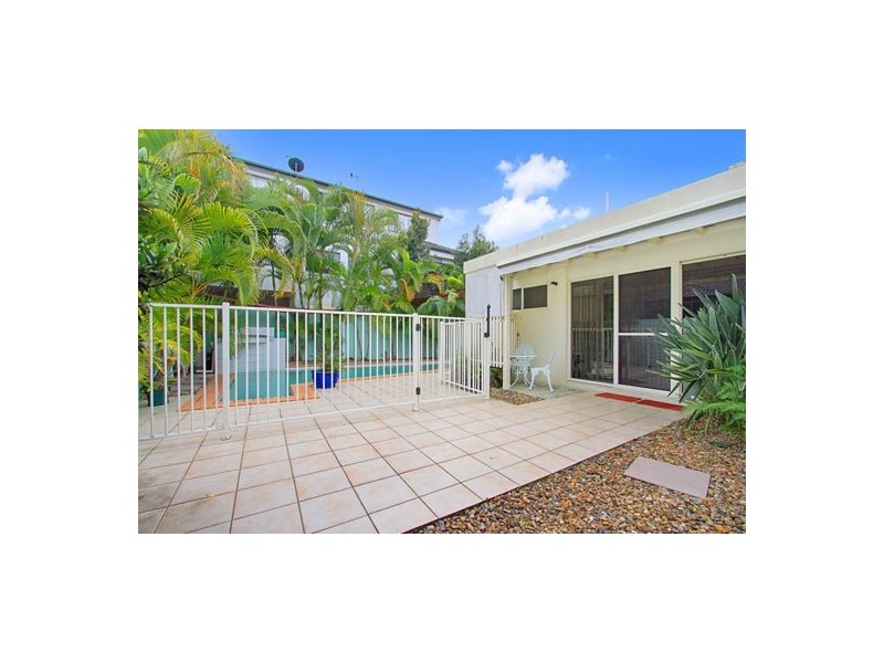 33 North Shore Avenue, Varsity Lakes QLD 4227