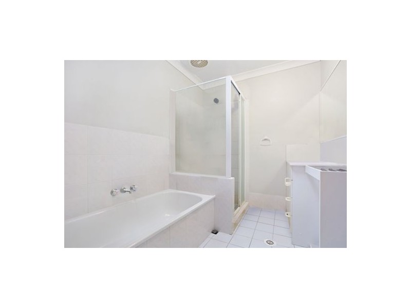 80/1 Resort Drive, Robina QLD 4226