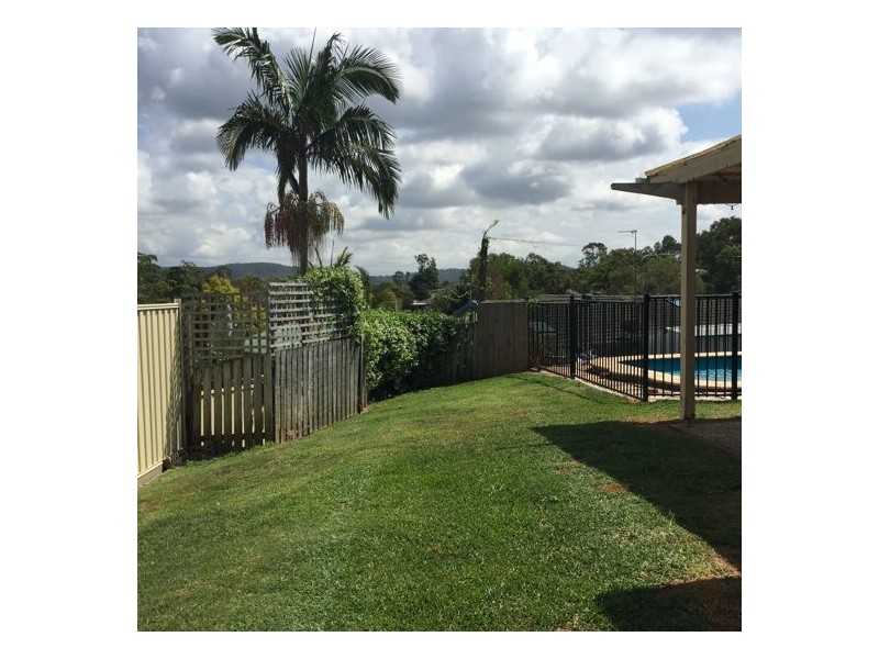 3 Macdougall Street, Highland Park QLD 4211