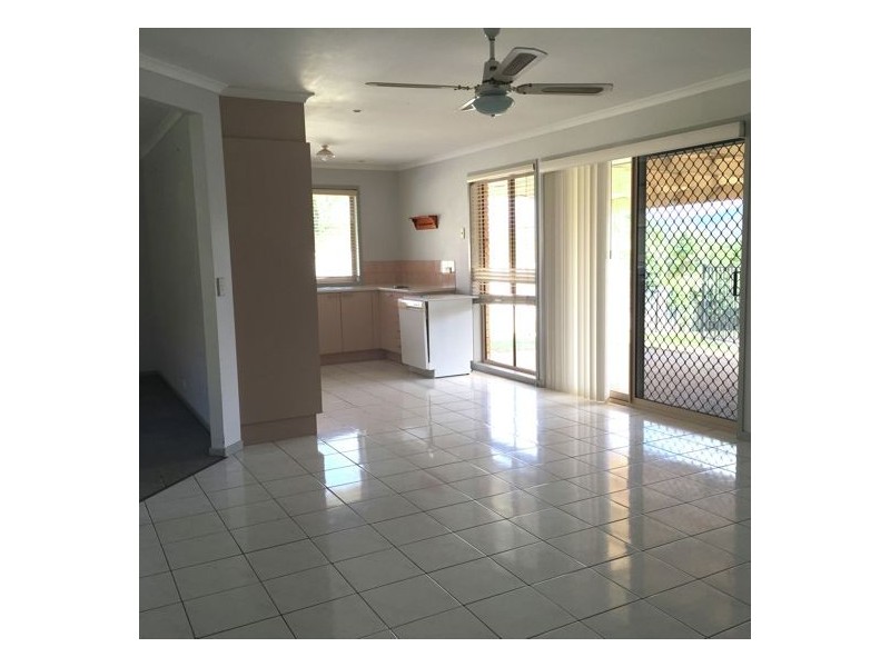 3 Macdougall Street, Highland Park QLD 4211