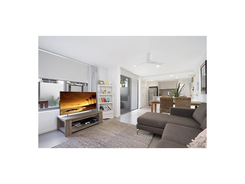 1106/6-8 Waterford Court, Bundall QLD 4217