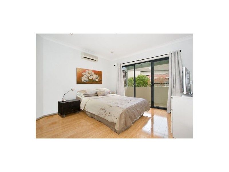 1069/1 The Cove Crescent, Carrara QLD 4211