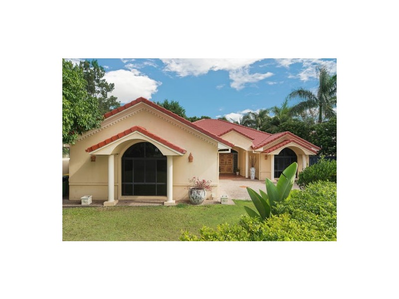 3152 Riverleigh Drive, Hope Island QLD 4212