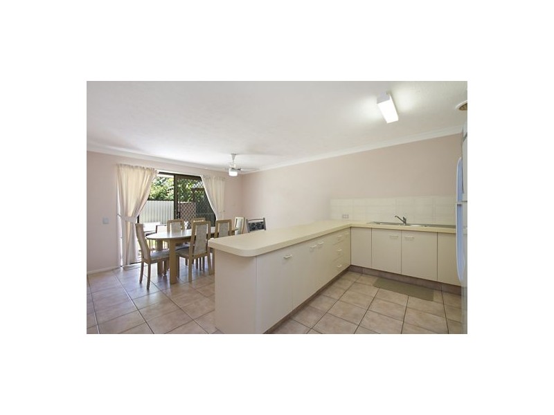 1/107 Treeview Drive, Burleigh Waters QLD 4220