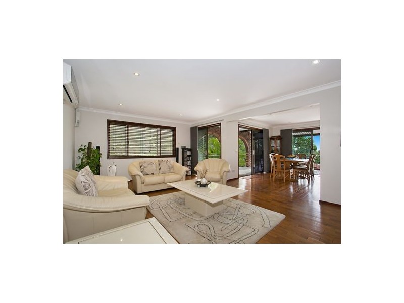 56 Alison Road, Carrara QLD 4211