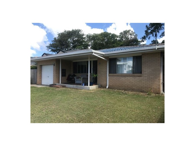 6a Albion Avenue, Miami QLD 4220