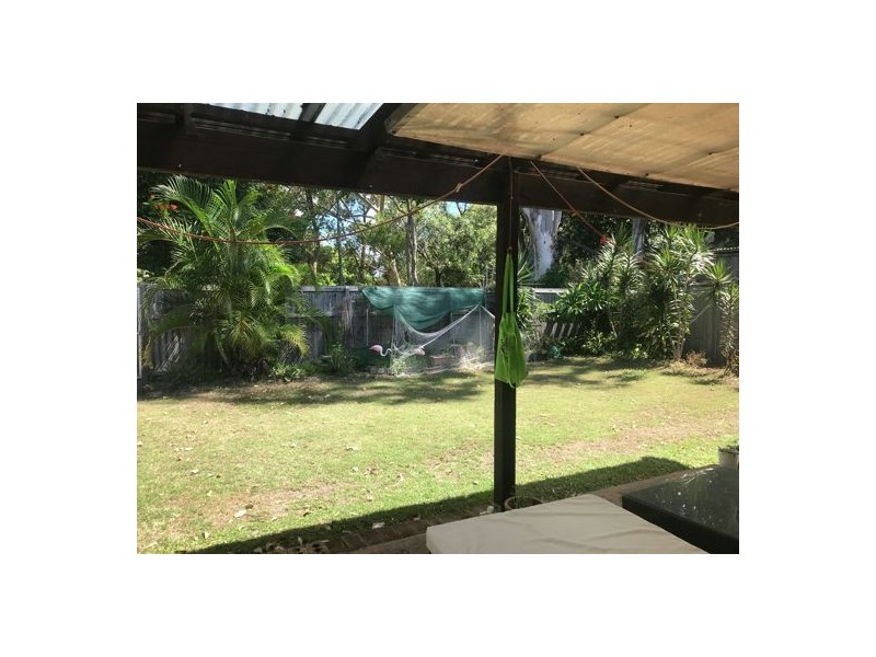 6a Albion Avenue, Miami QLD 4220