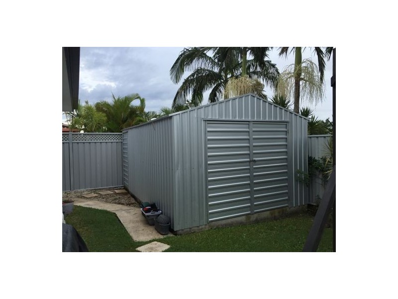 131 Treeview Drive, Burleigh Waters QLD 4220