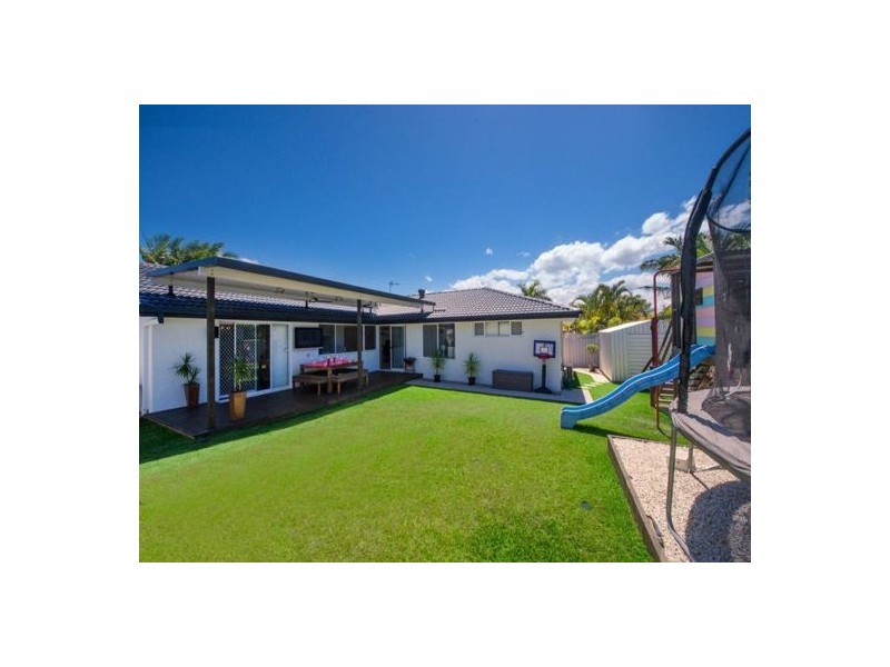 131 Treeview Drive, Burleigh Waters QLD 4220