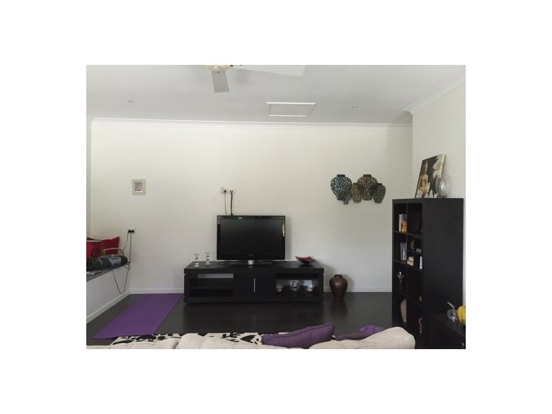 131 Treeview Drive, Burleigh Waters QLD 4220