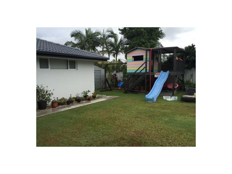 131 Treeview Drive, Burleigh Waters QLD 4220
