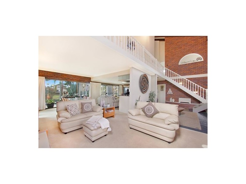 19 Gregory Drive, Carrara QLD 4211