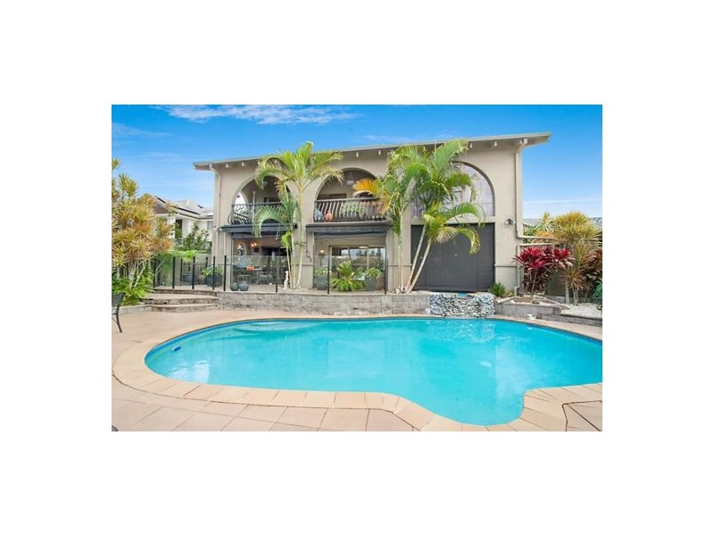 19 Gregory Drive, Carrara QLD 4211