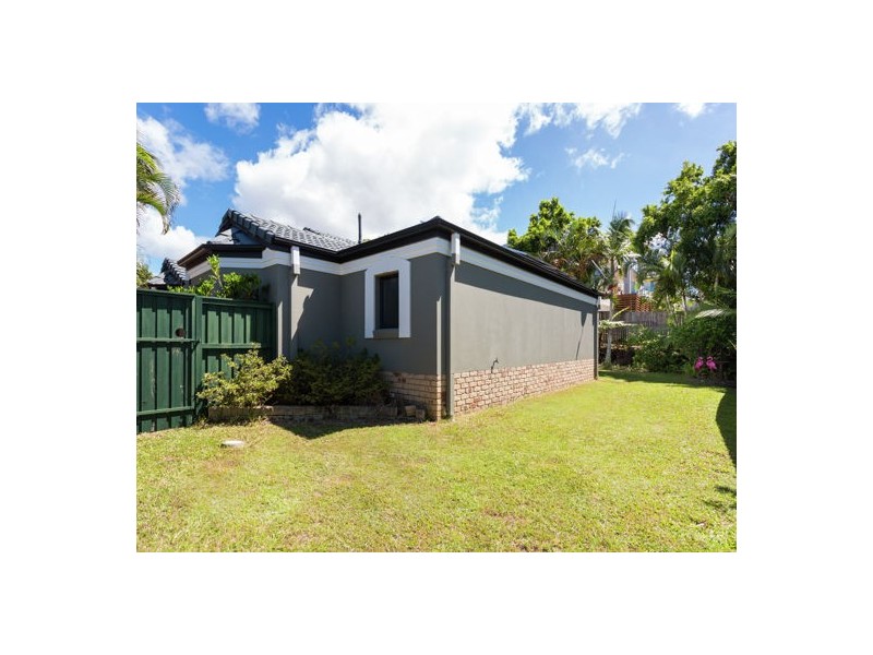3 Torres Court, Burleigh Waters QLD 4220