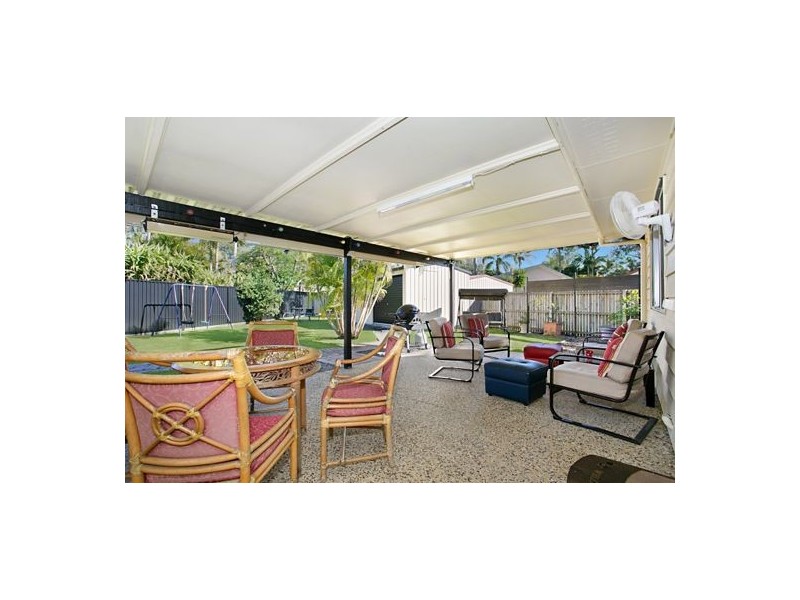 4 Jade Stone Crt, Carrara QLD 4211