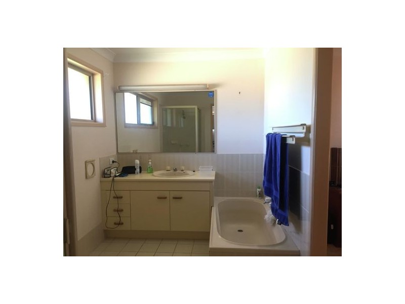 1/26 Binstead Drive, Southport QLD 4215