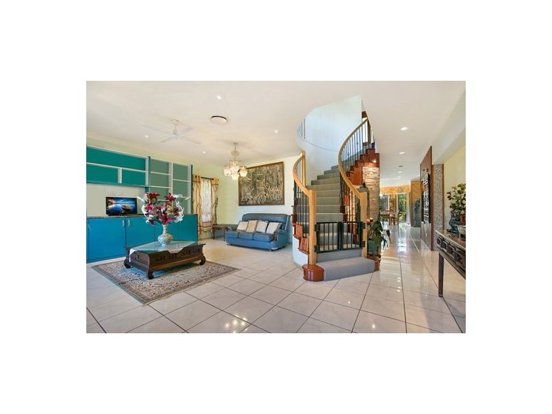 17 Byfield Court, Nerang QLD 4211
