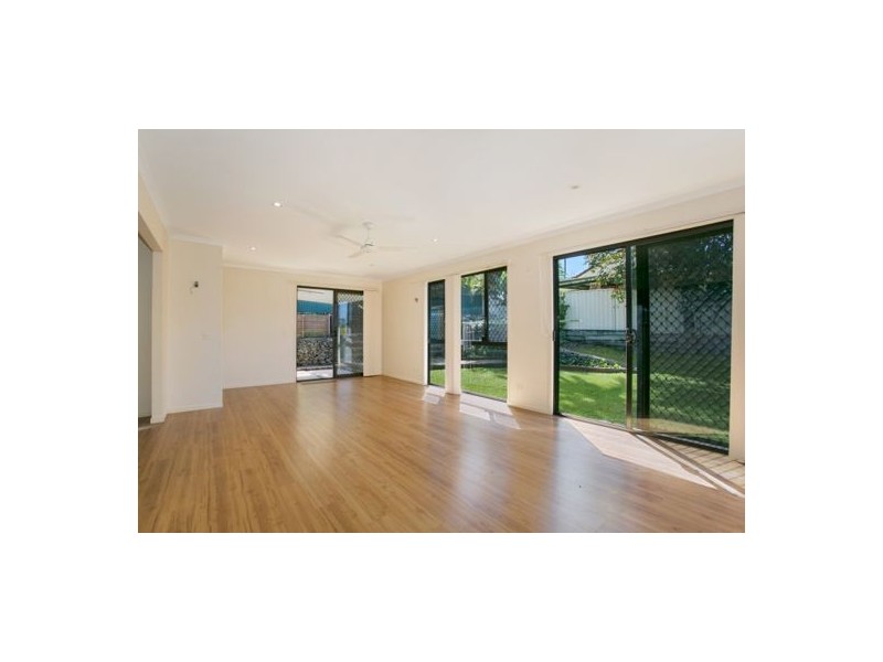 14 Nabarlek Drive, Worongary QLD 4213