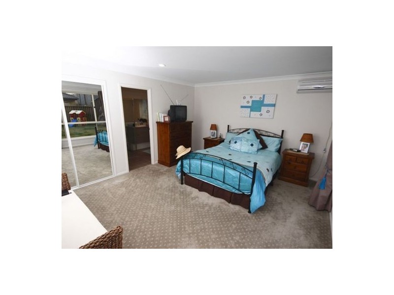 42 Kelsey Circuit, Nerang QLD 4211