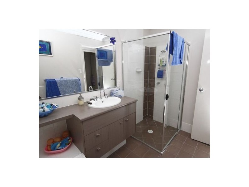 42 Kelsey Circuit, Nerang QLD 4211