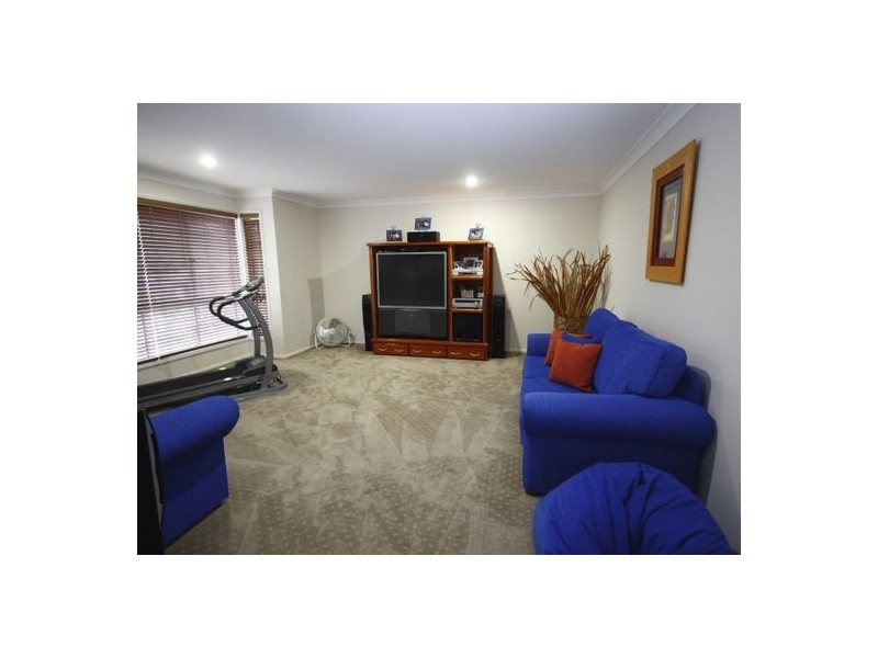 42 Kelsey Circuit, Nerang QLD 4211