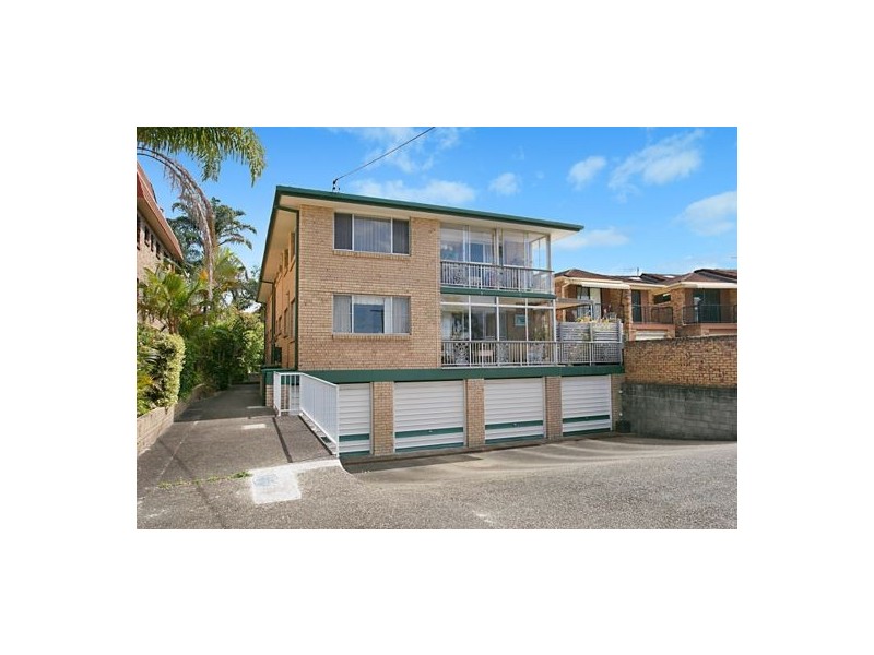 2/31 Surfers Avenue, Mermaid Waters QLD 4218