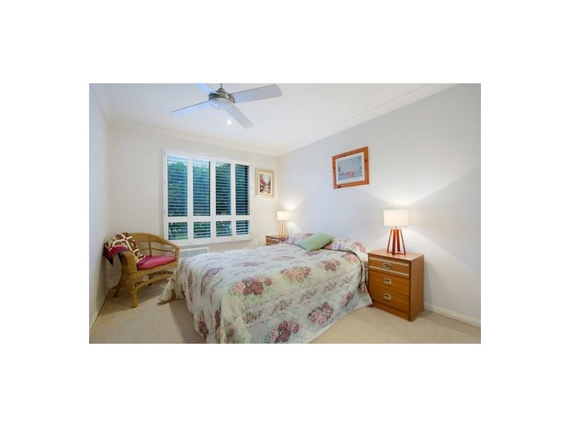 Villa 4 Portsmouth 125 Santa Cruz Boulevard, Clear Island Waters QLD 4226