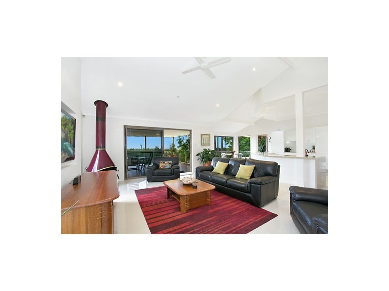 1 Grandview Terrace, Tallai QLD 4213