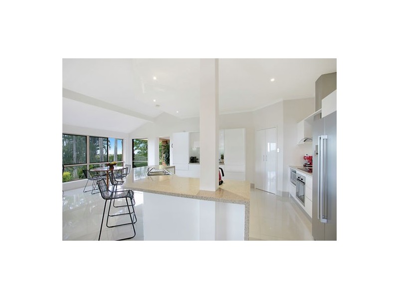 1 Grandview Terrace, Tallai QLD 4213