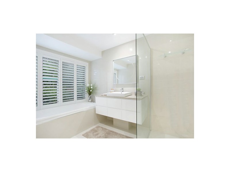 1 Grandview Terrace, Tallai QLD 4213