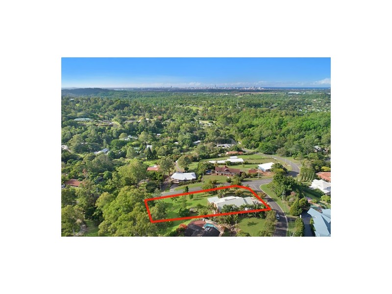 1 Grandview Terrace, Tallai QLD 4213