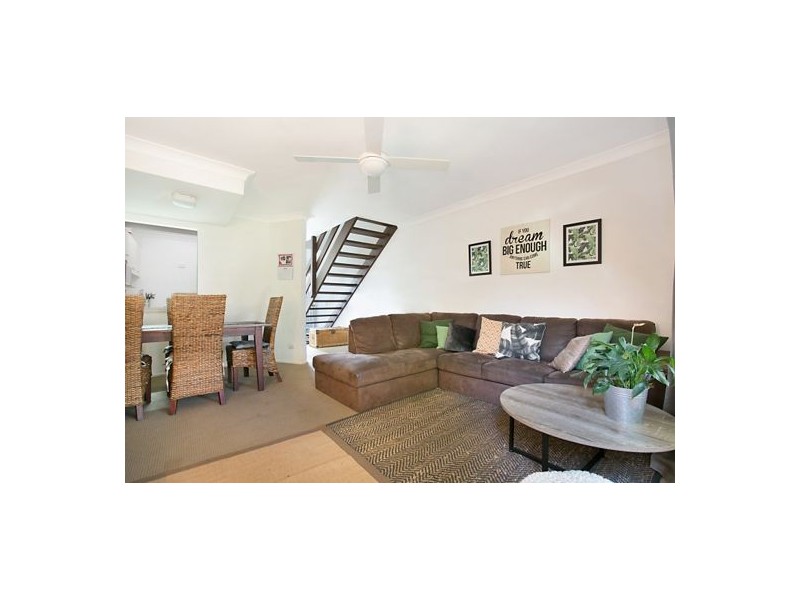17/5 Galeen Drive, Burleigh Waters QLD 4220