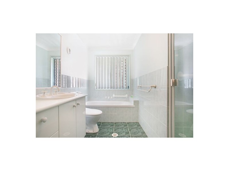 26 Hillsborough Close, Robina QLD 4226