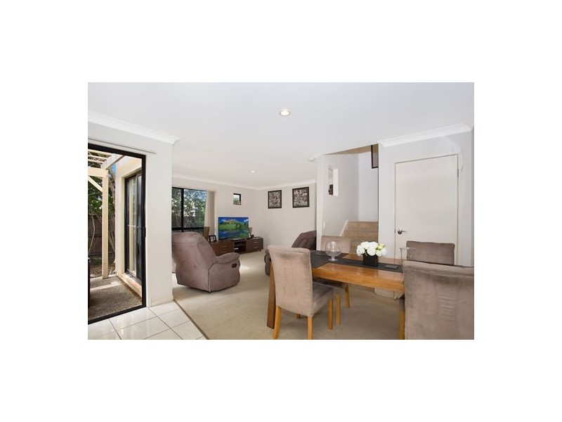 1/45 Hillridge Crescent, Varsity Lakes QLD 4227