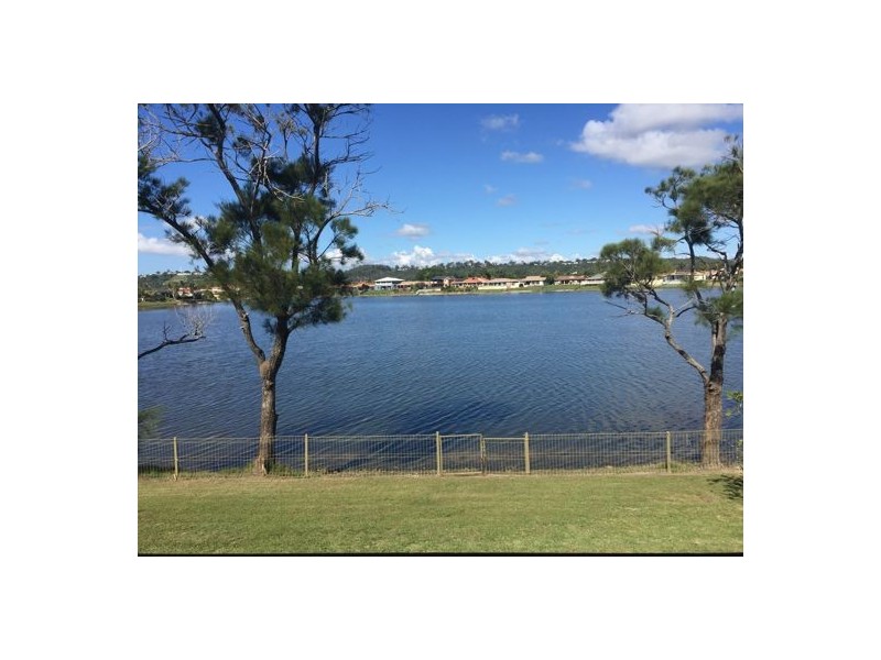 44 Auk Avenue, Burleigh Waters QLD 4220