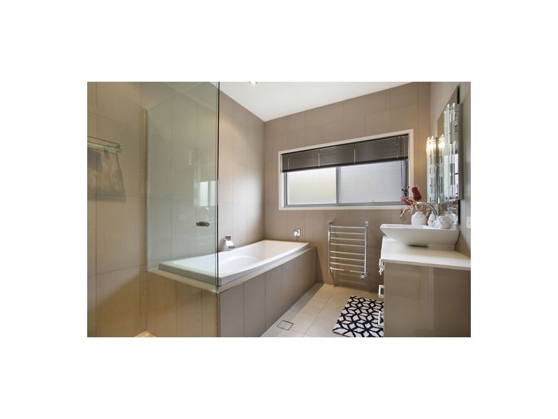 62 Cordyline Drive, Reedy Creek QLD 4227