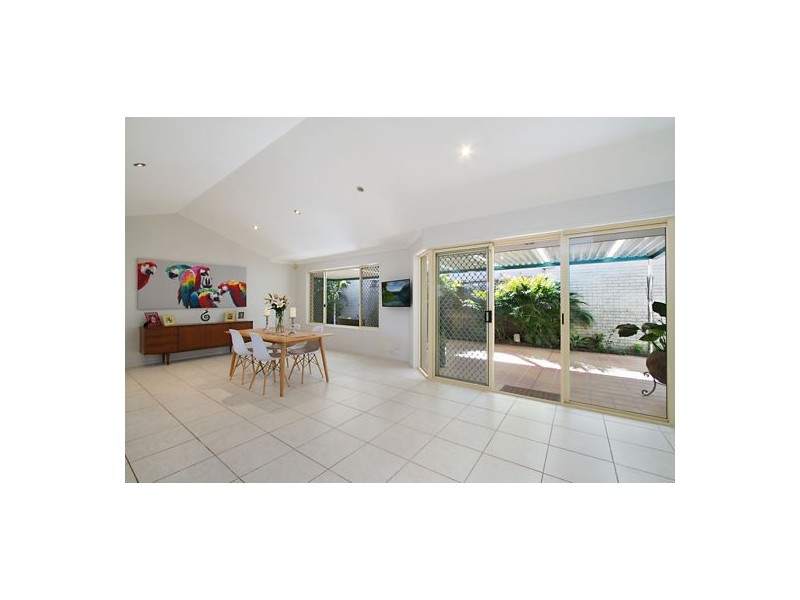 9 Massachusetts Court, Varsity Lakes QLD 4227