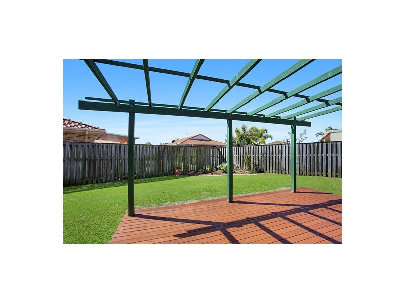 9 Magpie Court, Burleigh Waters QLD 4220