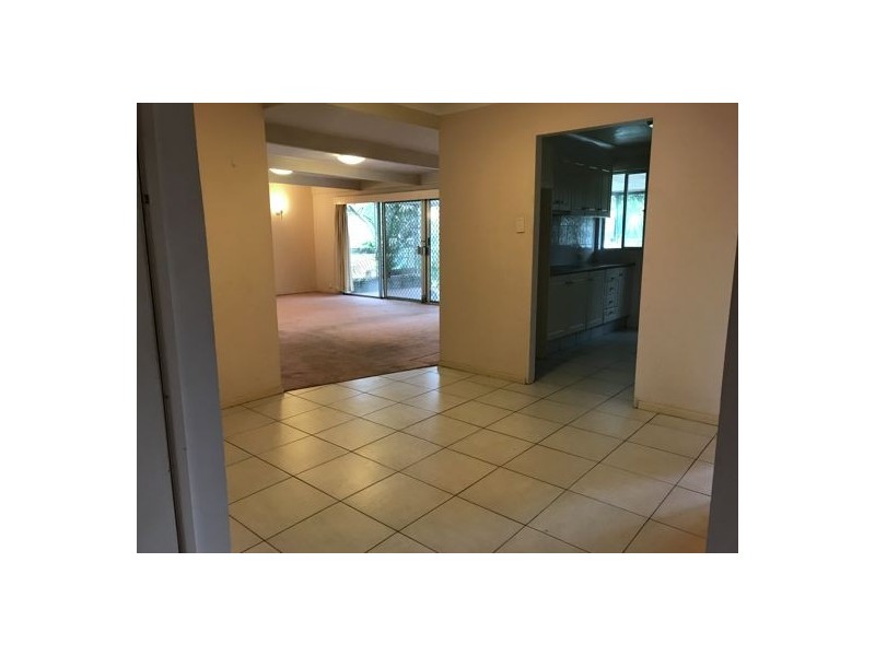 7 Pisa court, Surfers Paradise QLD 4217