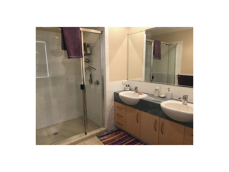 1/70 Third Avenue, Palm Beach QLD 4221
