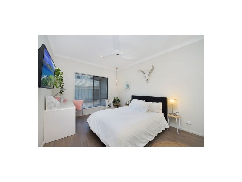 29 Sky Royal Tce, Burleigh Heads QLD 4220