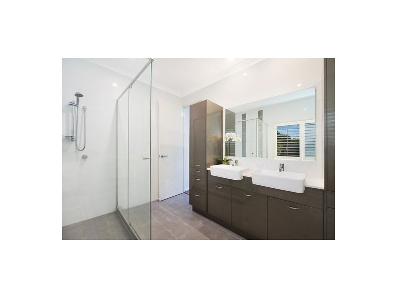 29 Sky Royal Tce, Burleigh Heads QLD 4220