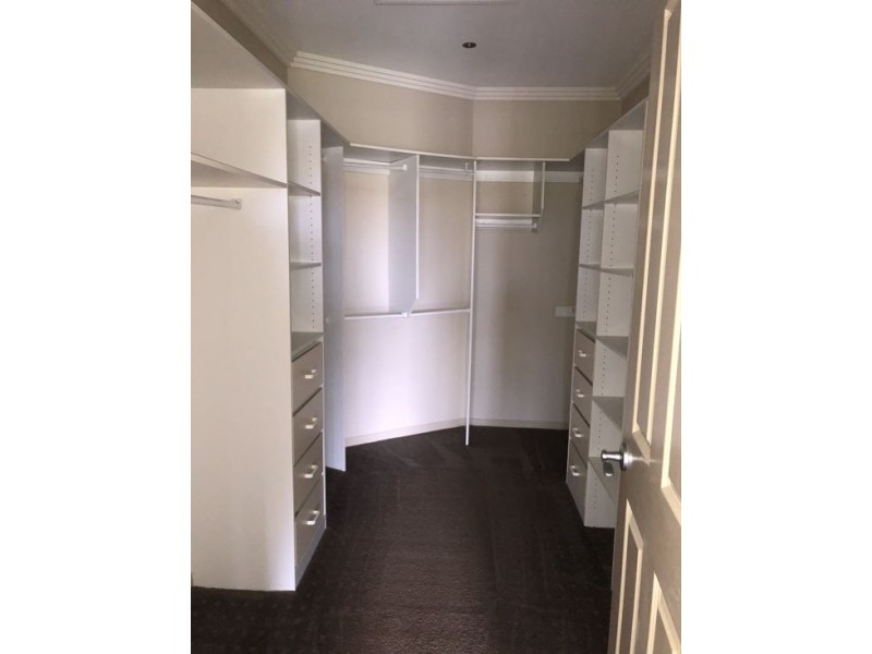 2315 Belmont court, Hope Island QLD 4212