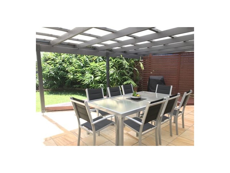 136 Glen Eagles Drive, Robina QLD 4226