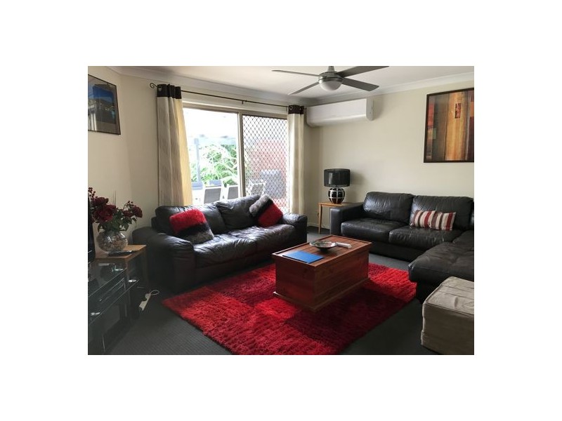 136 Glen Eagles Drive, Robina QLD 4226