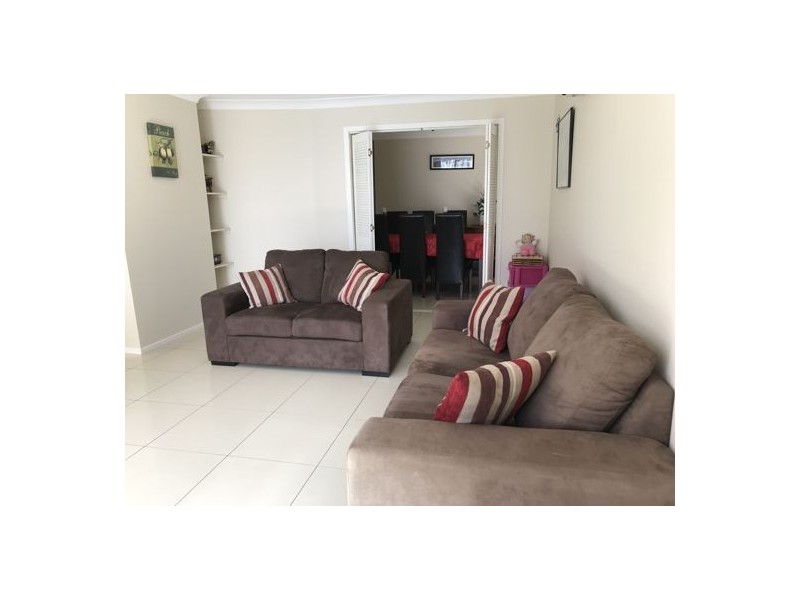 136 Glen Eagles Drive, Robina QLD 4226